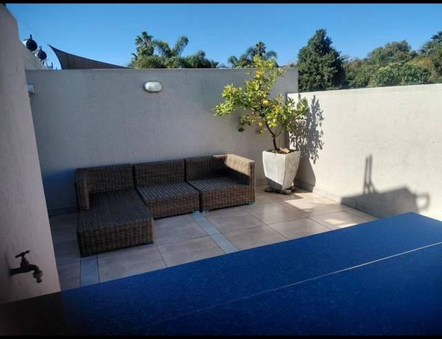 3 BEDROOM APARTMENT FOR SALE IN MORNINGHILL